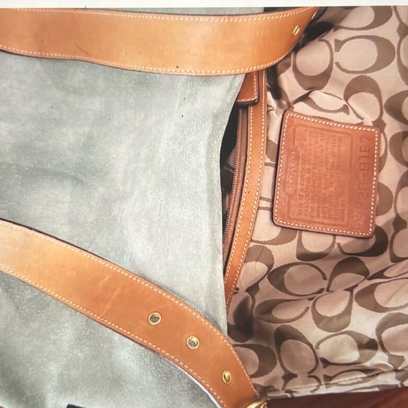 Coach - Picture 11 of 16